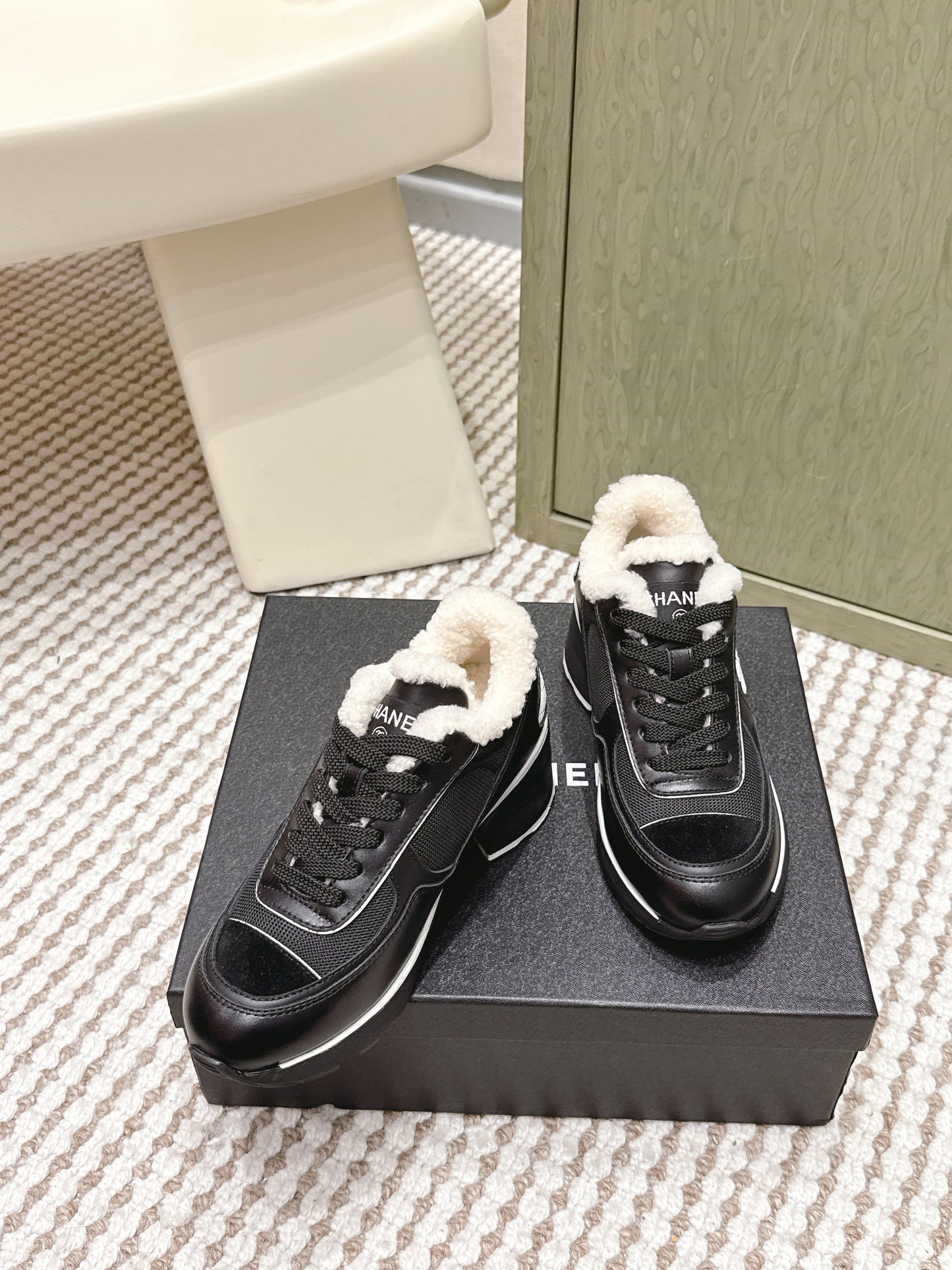 CHANEL 25S SNEAKERS IN BLACK SYNTHETIC FABRIC AND SUEDE CALFSKIN - 35
