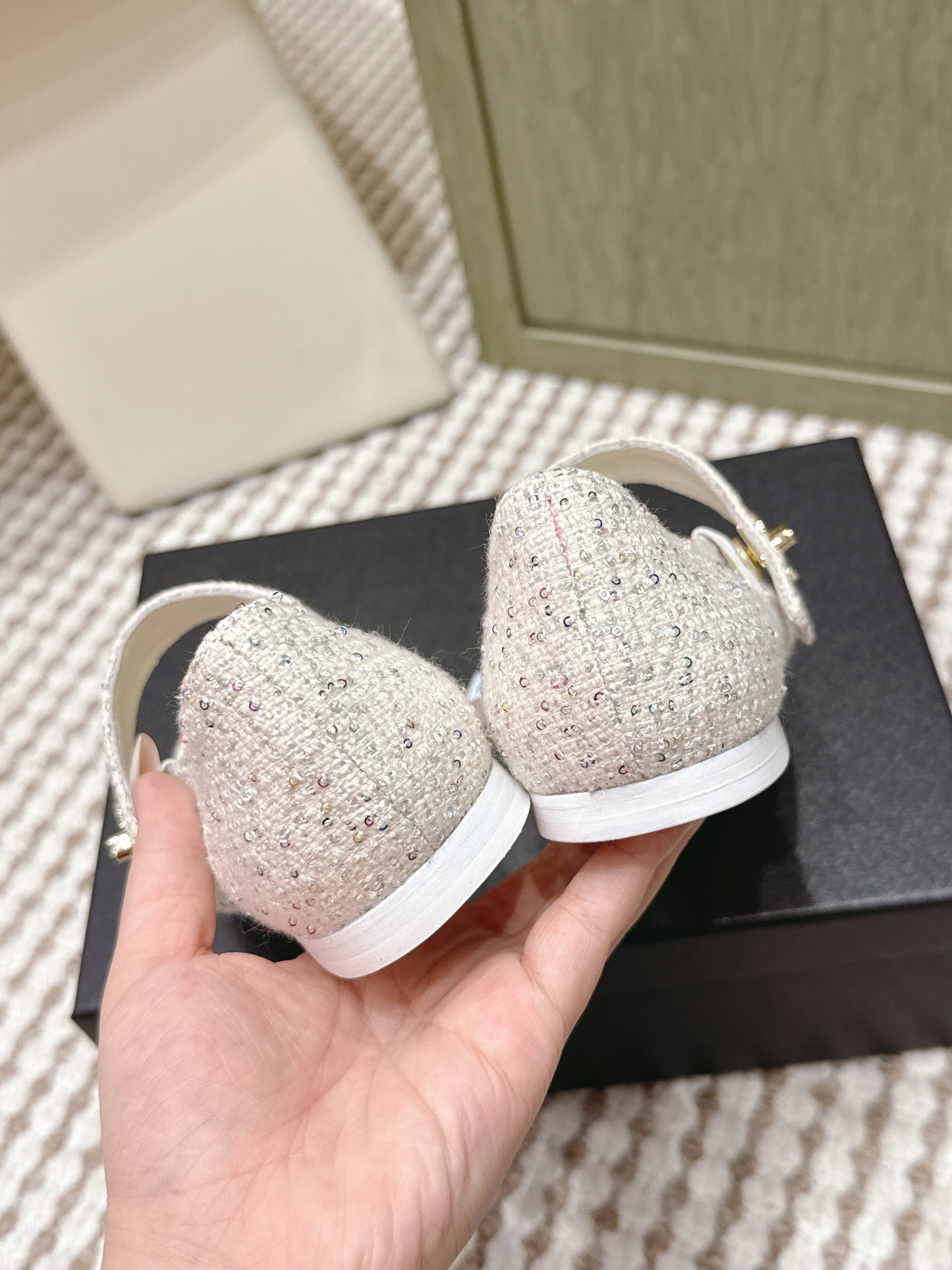 CHANEL 25S MARY JANE FLAT IN WHITE TWEED WITH BLACK CAP TOE GOLD HARDWARE - 35