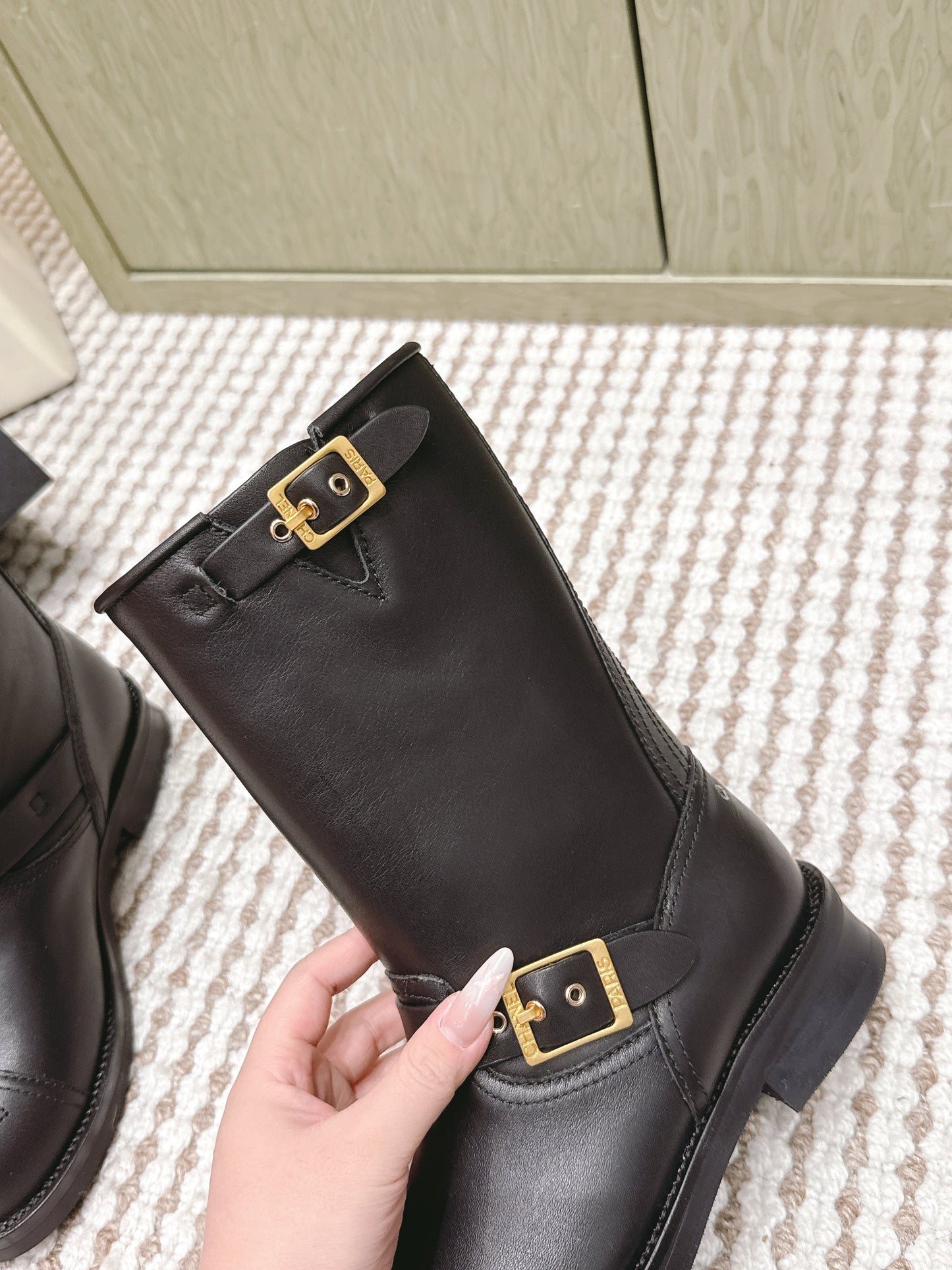 CHANEL 25S CALF-HIGH CHELSEA BOOTS IN BLACK CALFSKIN GOLD HARDWARE - 35