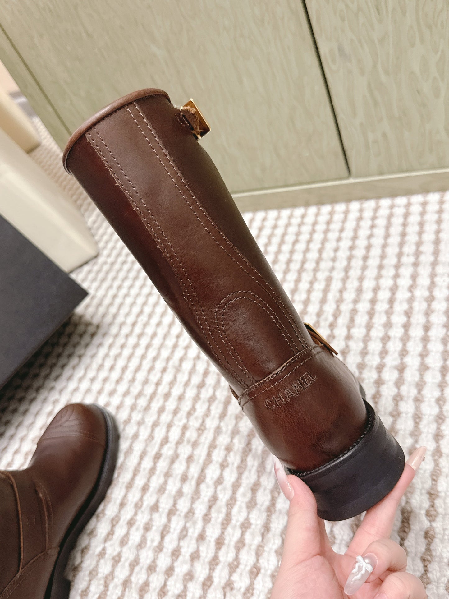 CHANEL 25S CALF-HIGH CHELSEA BOOTS IN BROWN CALFSKIN GOLD HARDWARE - 35
