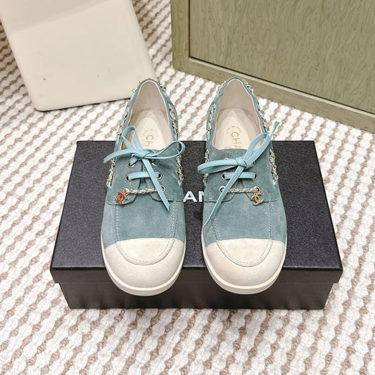 CHANEL 25S MOCCASINS IN LIGHT BLUISH-GRAY AND LIGHT GREY SUEDE - 35