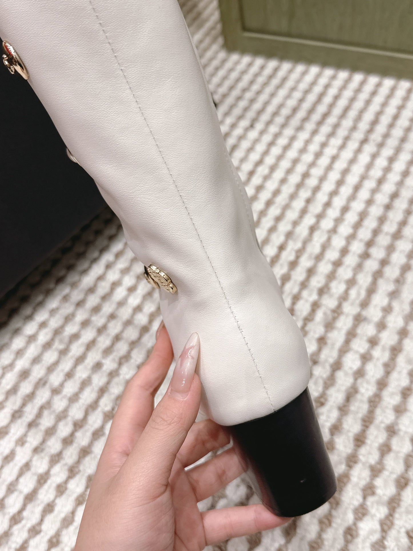 CHANEL 25S KNEE-HIGH BOOTS IN WHITE CALFSKIN WITH RHINESTONES - 35