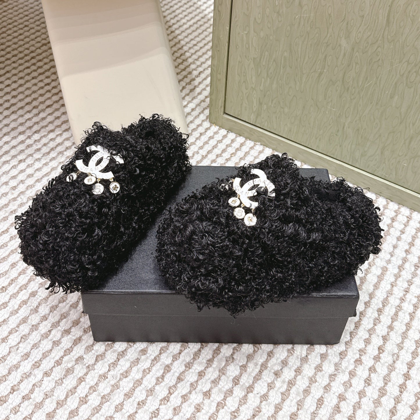 CHANEL 25S CLASSIC FURRY SLIDES IN BLACK WITH DOUBLE C LOGO - 35