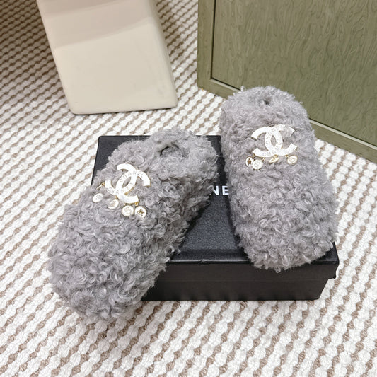 CHANEL 25S CLASSIC FURRY SLIDES IN GRAY WITH DOUBLE C LOGO - 35