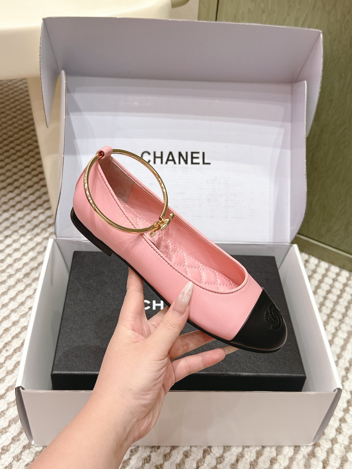 CHANEL 25S BALLERINA SHOES IN PINK AND BLACK CALFSKIN GOLD HARDWARE - 35