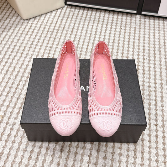 БАЛЕТКИ CHANEL 26S ЗІ СВІТЛО-РОЖЕВОЇ СІТКИ ТА ТКАНИНИ