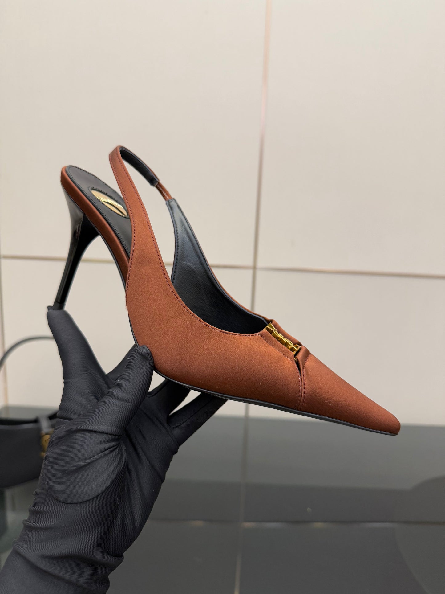 YSL 25S SLINGBACK HIGH HEELS 90 MM IN COGNAC BROWN SATIN WITH GOLD HARDWARE STYLE 15 - 35