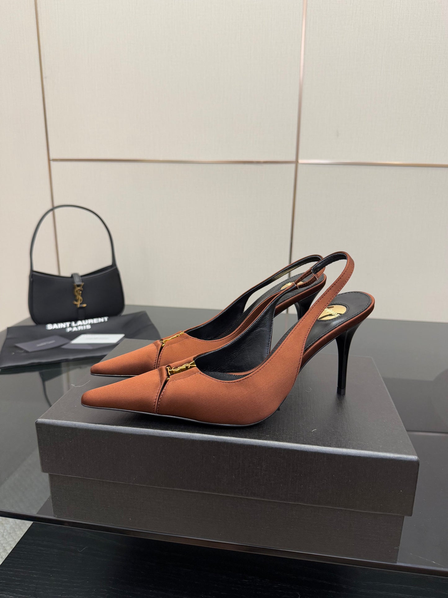 YSL 25S SLINGBACK HIGH HEELS 90 MM IN COGNAC BROWN SATIN WITH GOLD HARDWARE STYLE 15 - 35