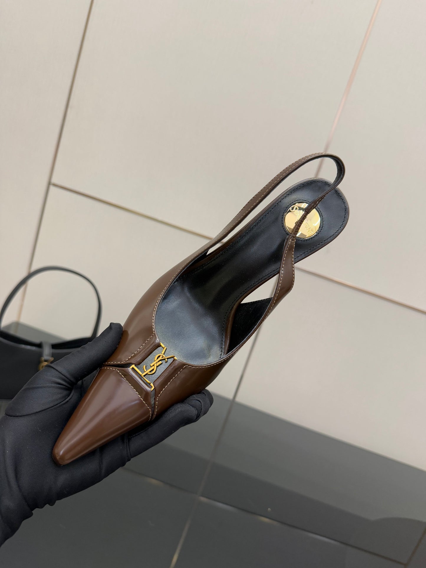 YSL 25S SLINGBACK HIGH HEELS 90 MM IN CHOCOLATE BROWN LAMBSKIN WITH GOLD HARDWARE YSL 25S SLINGBACK HIGH HEELS 90 MM IN CHOCOLATE BROWN LAMBSKIN WITH GOLD HARDWARE STYLE 7 - 35