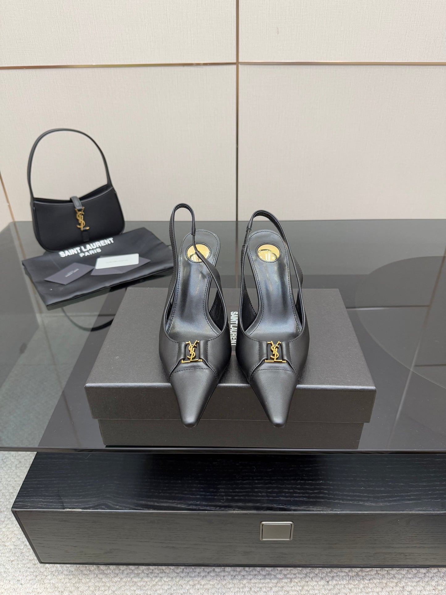YSL 25S SLINGBACK HIGH HEELS 90 MM IN BLACK SMOOTH LAMBSKIN WITH GOLD HARDWARE STYLE 3 - 35
