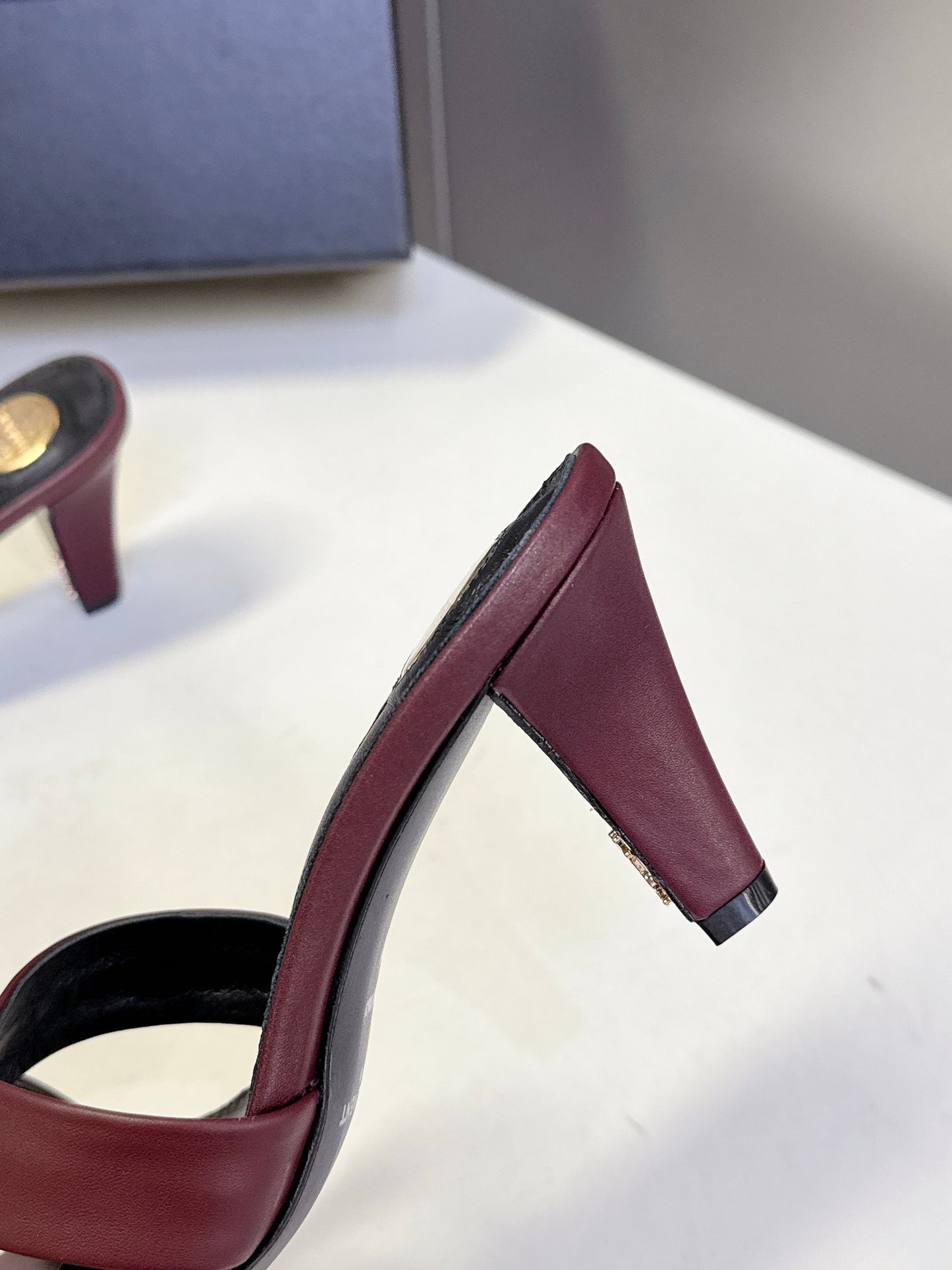 YSL 25S JILL MULES 75MM IN MAHOGANY RED SMOOTH CALFSKIN - 35