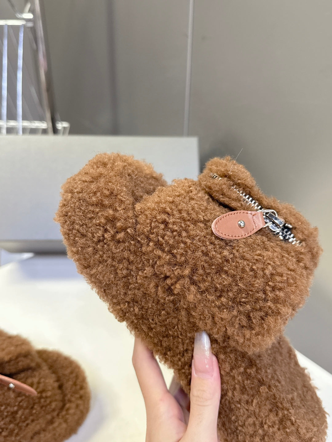 BALENCIAGA 25S SLIPPERS IN BROWN  FAUX SHEARLING - 35