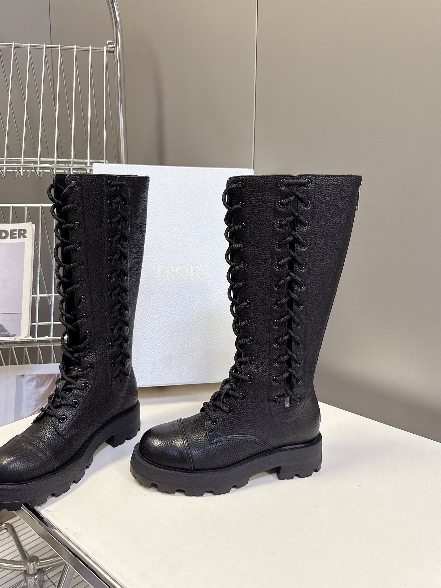 DIOR 25S D-ROAD BOOT IN BLACK GRAINED CALFSKIN - 35