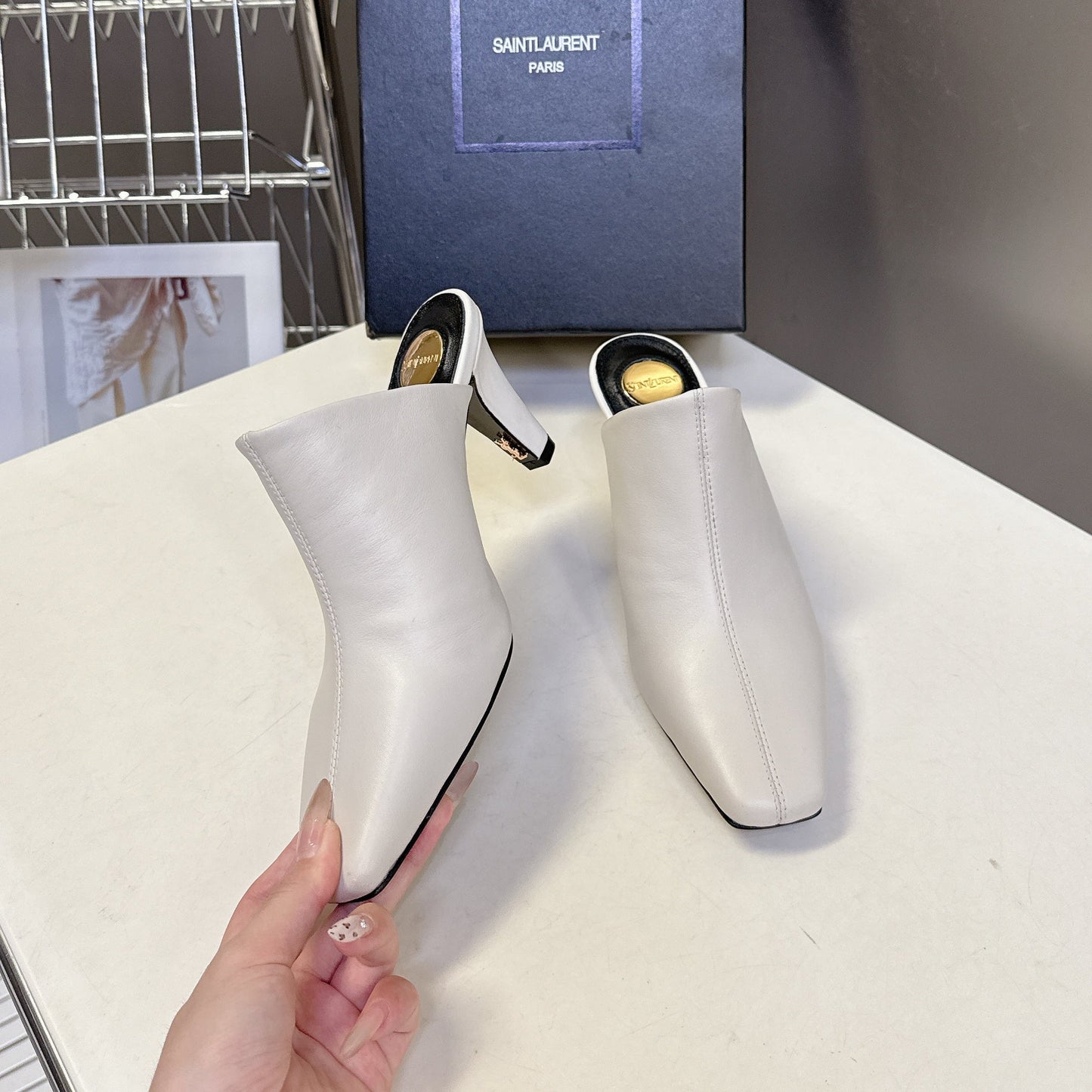 YSL 25S HIGH-HEEL SANDALS 75 MM IN WHITE LAMBSKIN - 35