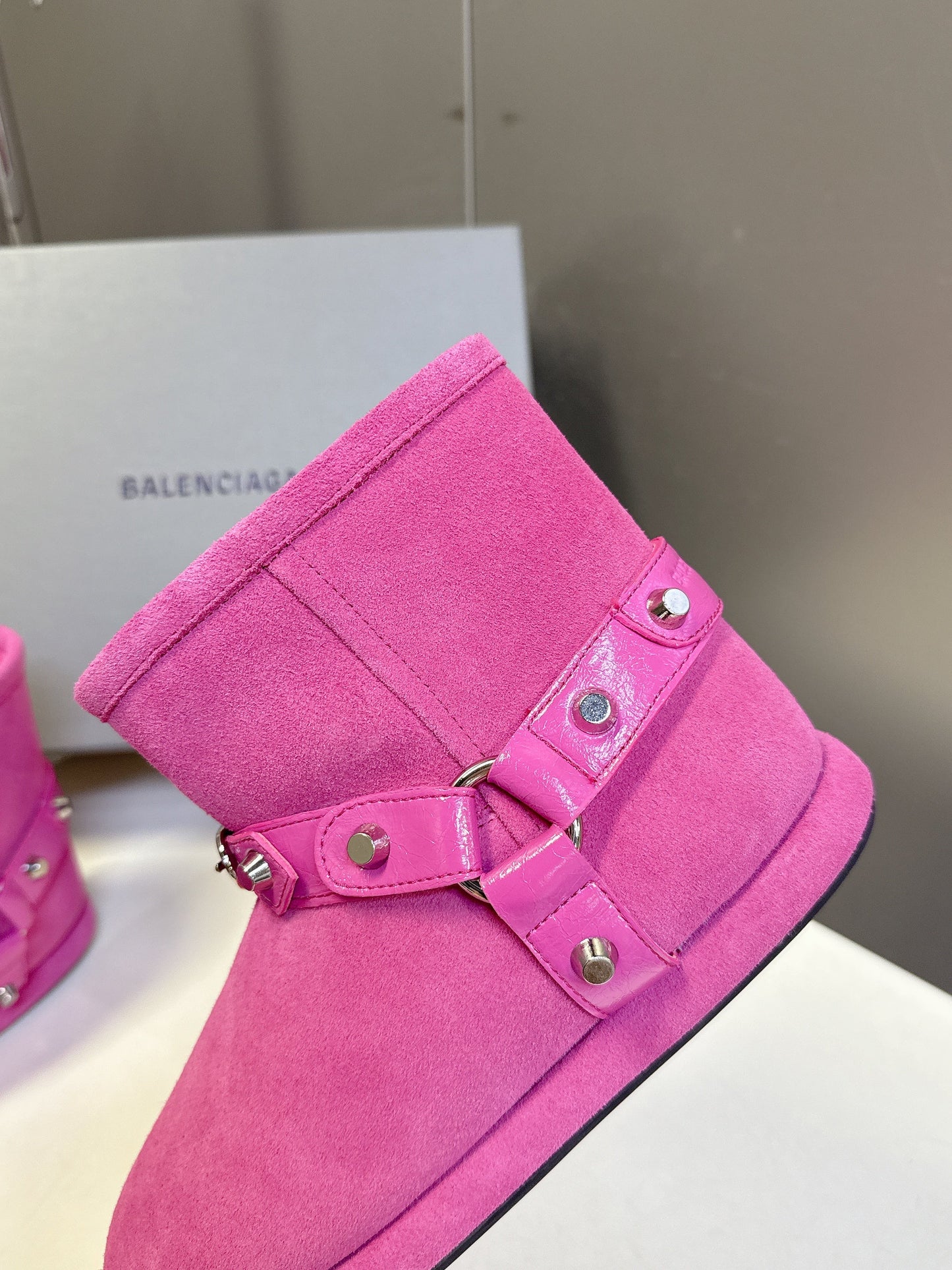 BALENCIAGA 25S ALASKA ANKLE BOOTS IN PINK SUEDE AND LAMBSKIN - 35