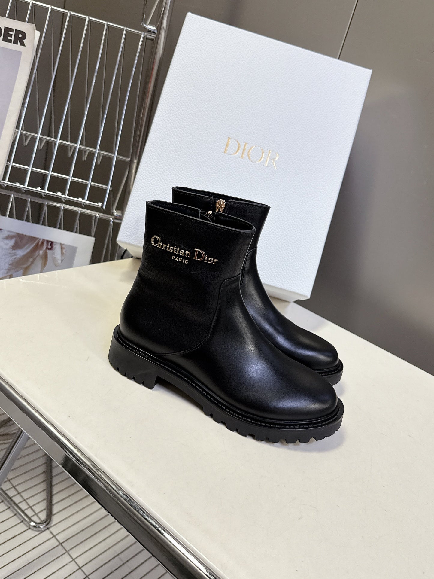 DIOR 25S D-MAJOR ANKLE BOOTS IN BLACK LAMBSKIN WITH GOLD HARDWARE - 35