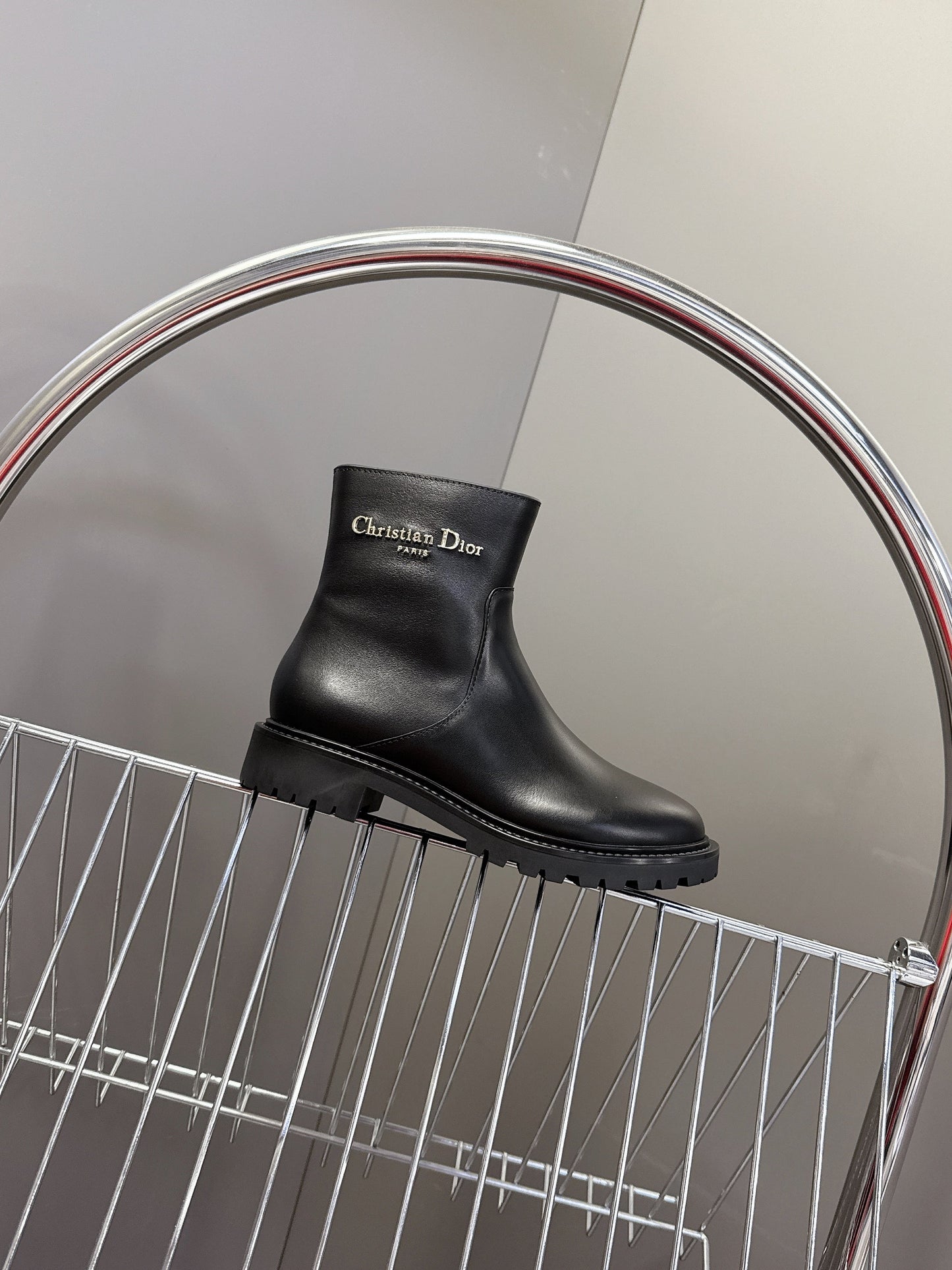 DIOR 25S D-MAJOR ANKLE BOOTS IN BLACK LAMBSKIN WITH GOLD HARDWARE - 35
