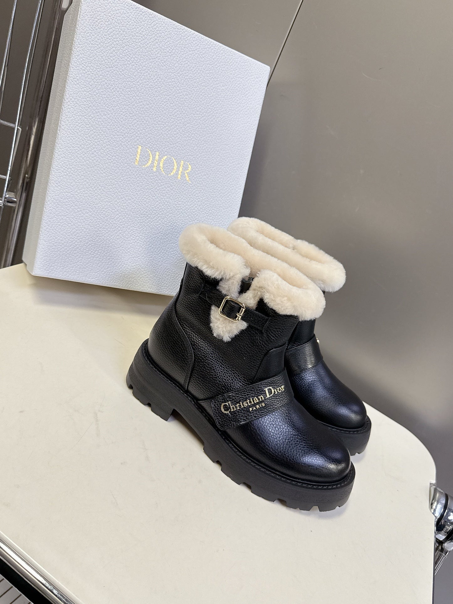 DIORALPS ANKLE BOOTS 25S IN BLACK LAMBSKIN AND BEIGE WOOL WITH SILVER HARDWARE - 35