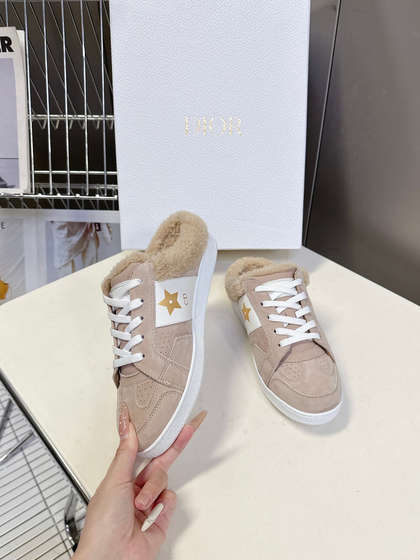 DIOR 25S DIOR STAR SNEAKERS IN NUDE PINK SUEDE AND WOOL - 35