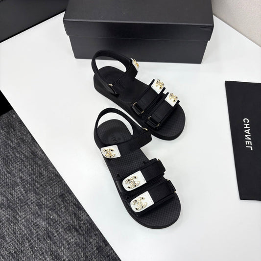 CC SANDAL 25S IN BLACK FABRIC WITH WHITE HARDWARE - 35