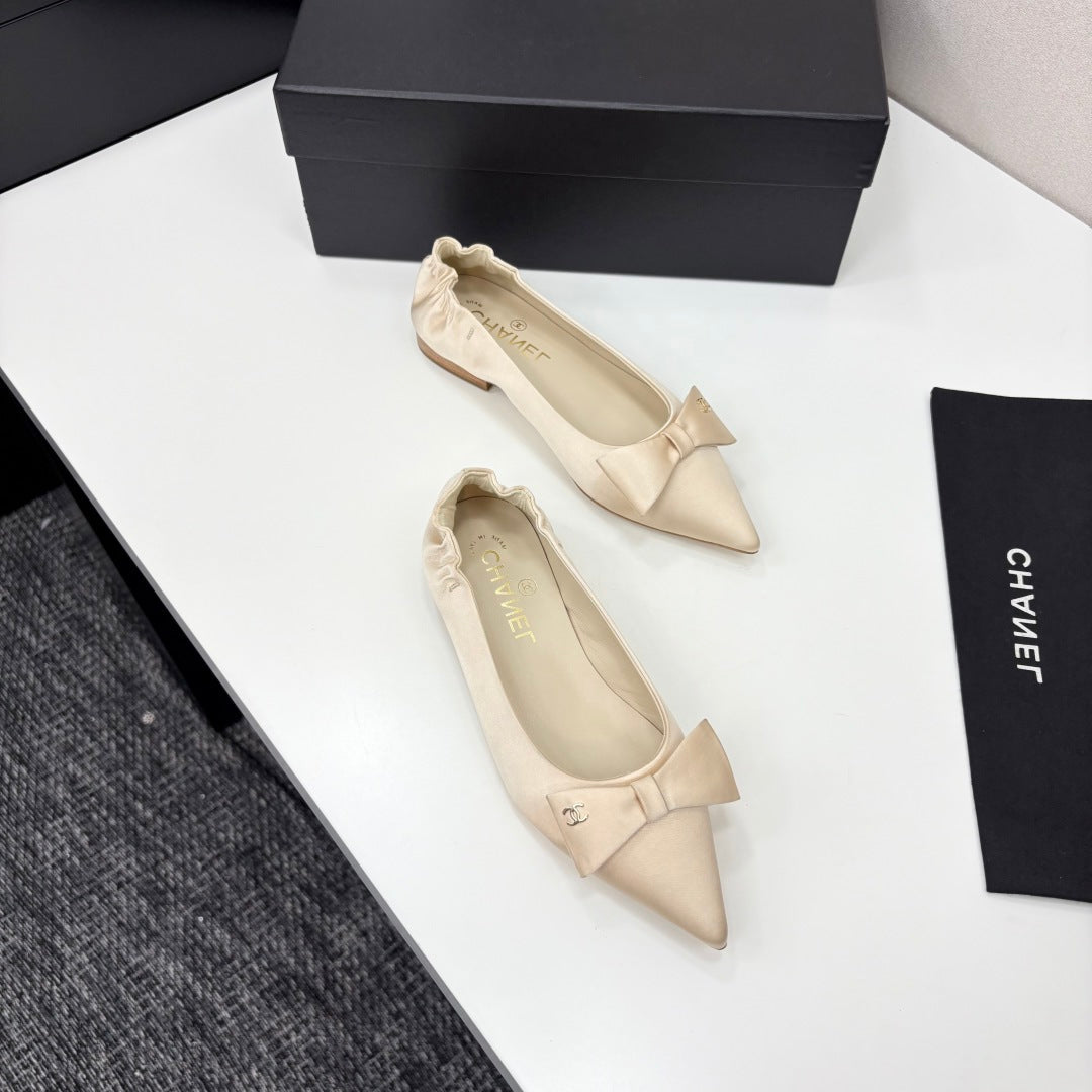 CC BALLET FLATS 25S IN LIGHT BEIGE SATIN WITH BOW - 35
