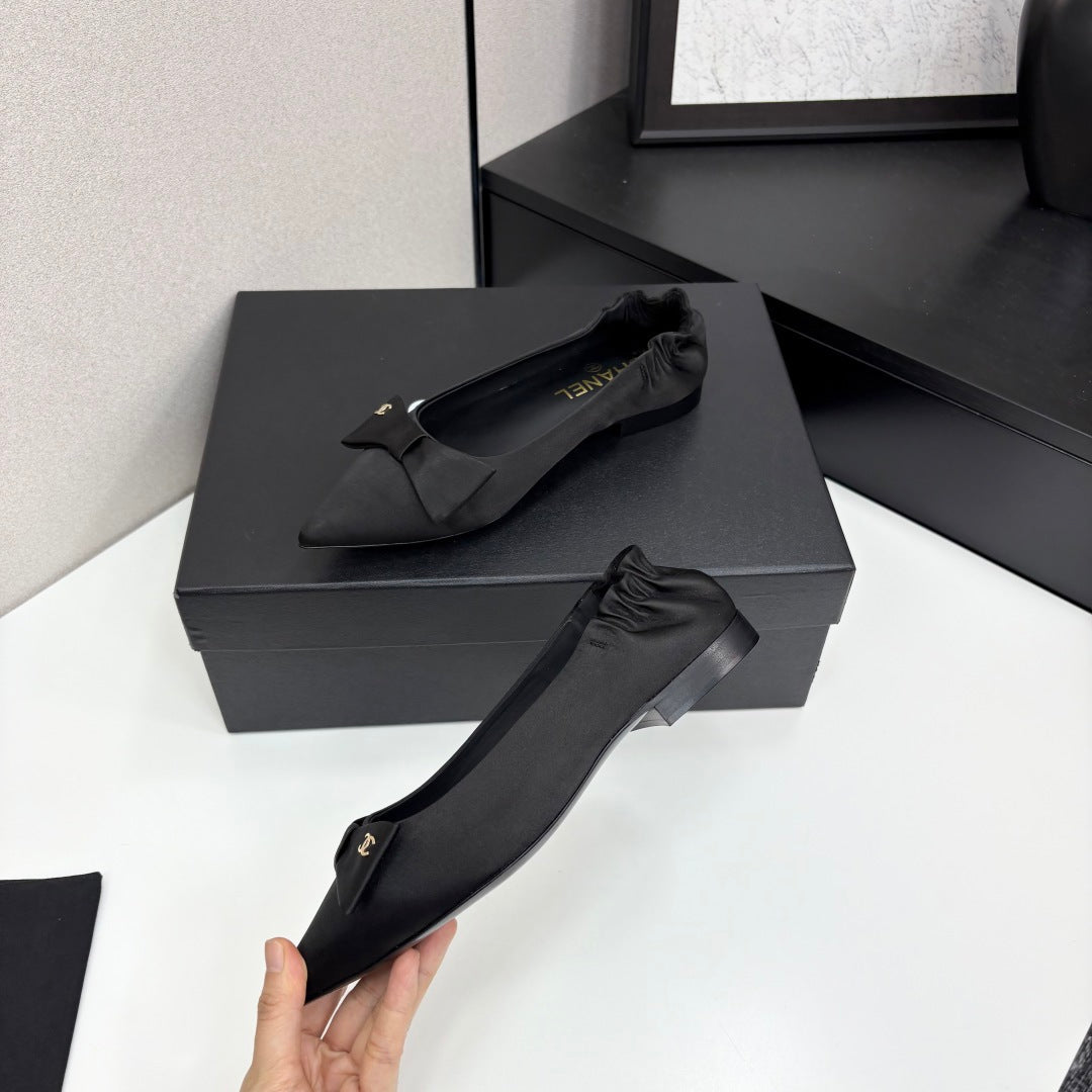 CC BALLET FLATS 25S IN BLACK SATIN WITH BOW - 35