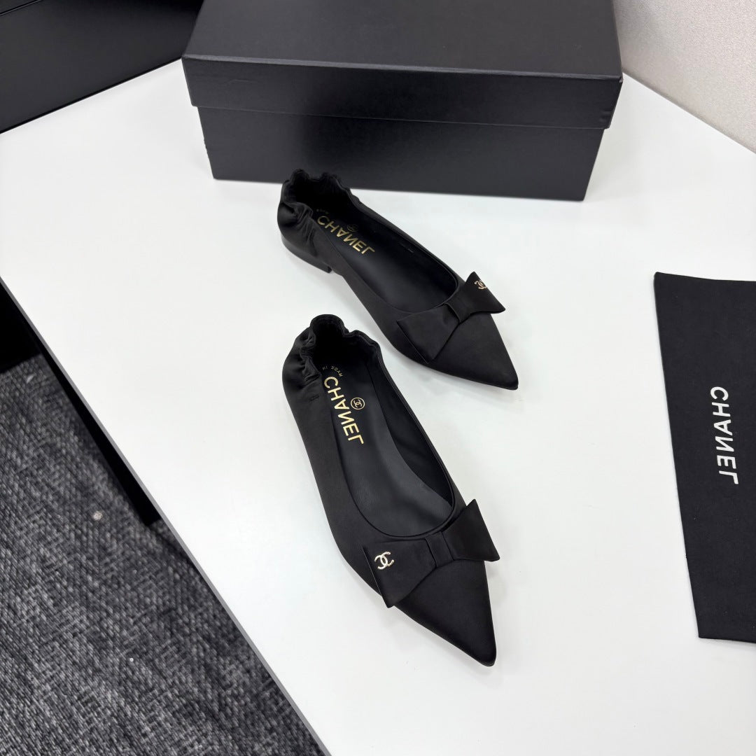 CC BALLET FLATS 25S IN BLACK SATIN WITH BOW - 35