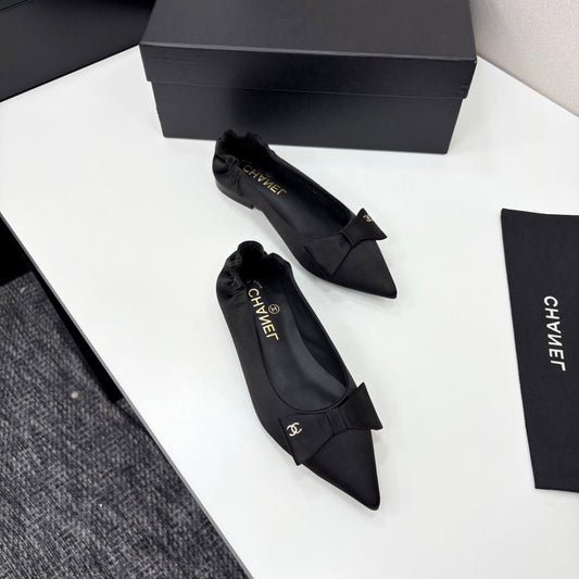 CC BALLET FLATS 25S IN BLACK SATIN WITH BOW - 35