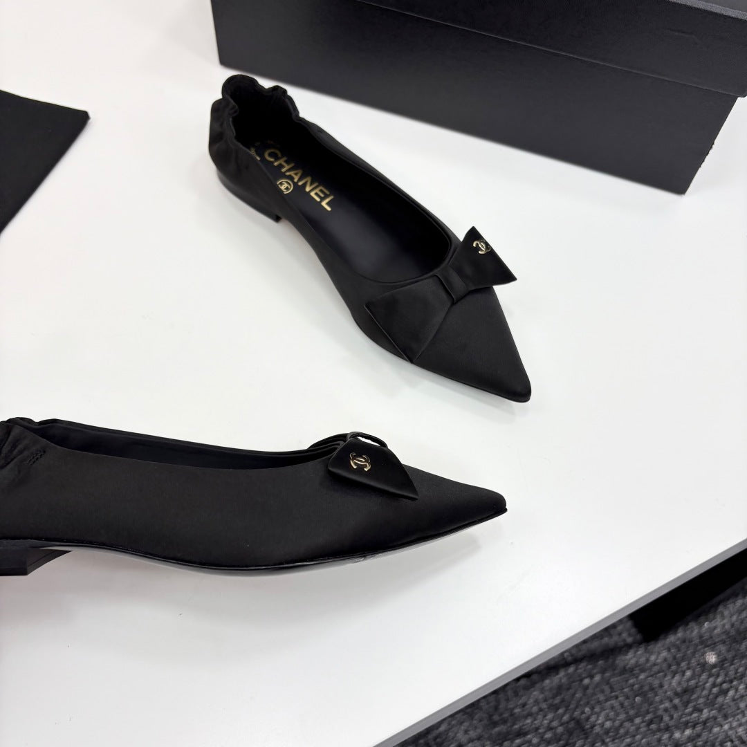CC BALLET FLATS 25S IN BLACK SATIN WITH BOW - 35