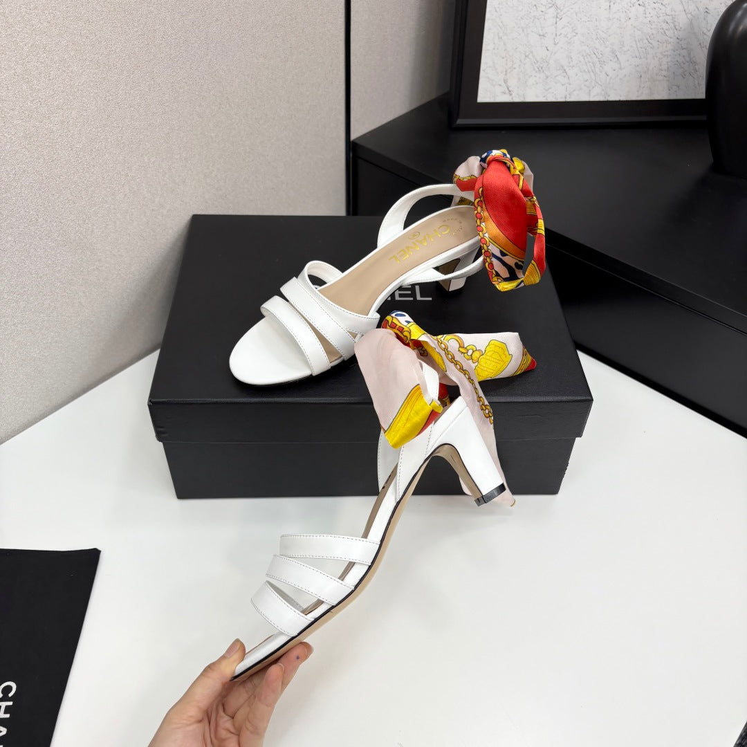 CC HEEL SANDAL 25S IN WHITE LAMBSKIN WITH SILK BOW - 35