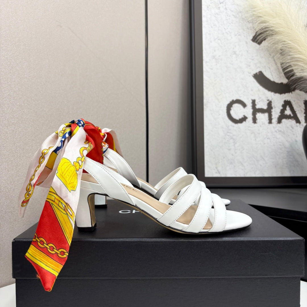 CC HEEL SANDAL 25S IN WHITE LAMBSKIN WITH SILK BOW - 35