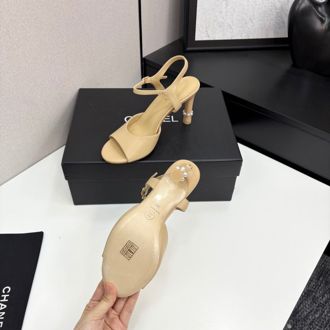 CC HIGH SANDAL 25S 80 MM IN BEIGE CALFSKIN WITH PEARL DETAILS - 35