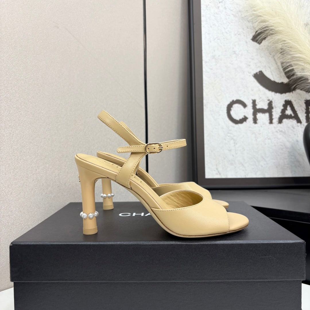 CC HIGH SANDAL 25S 80 MM IN BEIGE CALFSKIN WITH PEARL DETAILS - 35