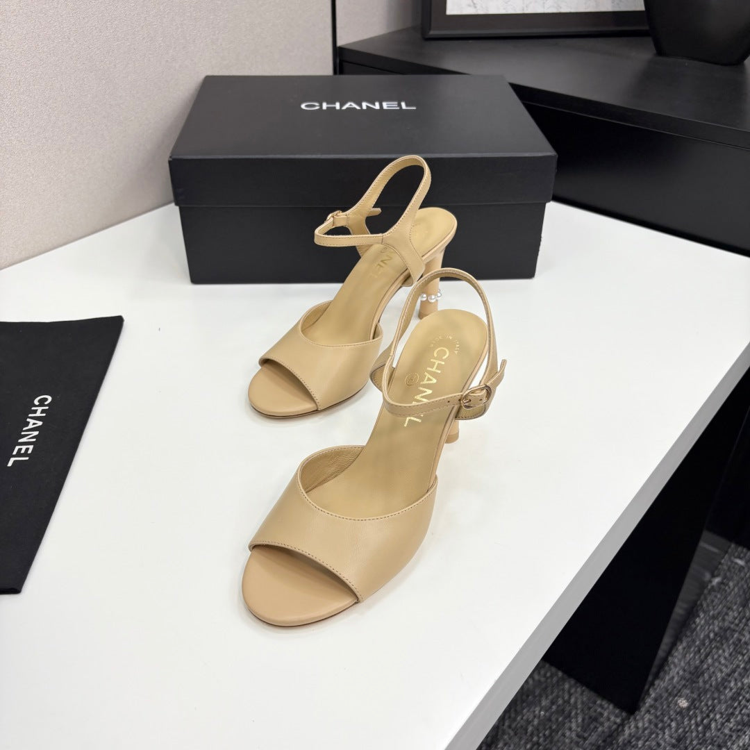 CC HIGH SANDAL 25S 80 MM IN BEIGE CALFSKIN WITH PEARL DETAILS - 35