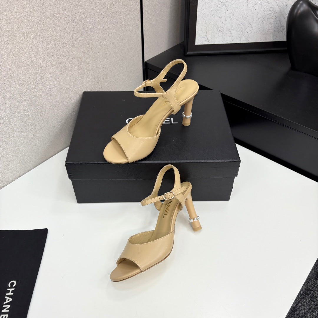CC HIGH SANDAL 25S 80 MM IN BEIGE CALFSKIN WITH PEARL DETAILS - 35