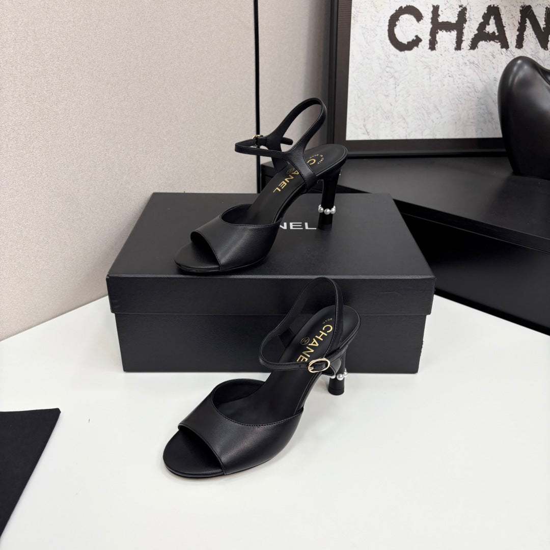 CC HIGH SANDAL 25S 80 MM IN BLACK CALFSKIN WITH PEARL DETAILS - 35