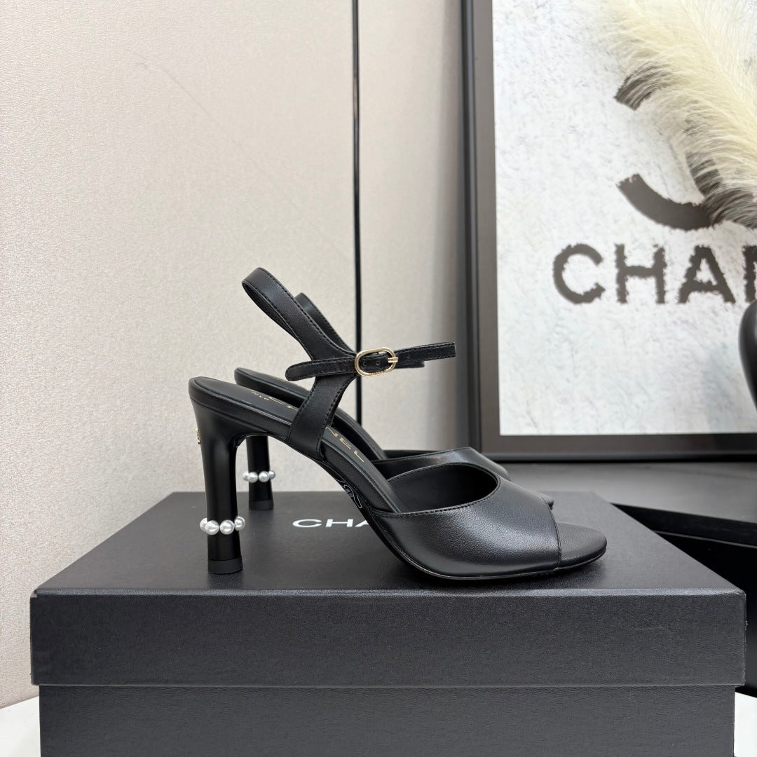 CC HIGH SANDAL 25S 80 MM IN BLACK CALFSKIN WITH PEARL DETAILS - 35