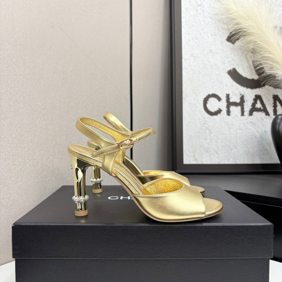 CC HIGH SANDAL 25S 80 MM IN GOLD CALFSKIN WITH PEARL DETAILS - 35