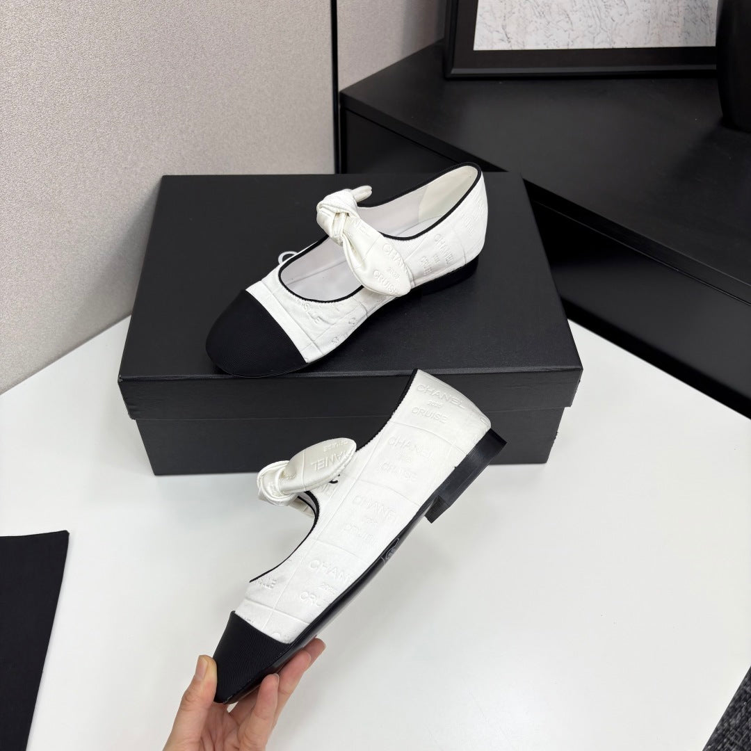 CC BALLET FLATS 25S IN WHITE AND BLACK FABRIC WITH BOW - 35