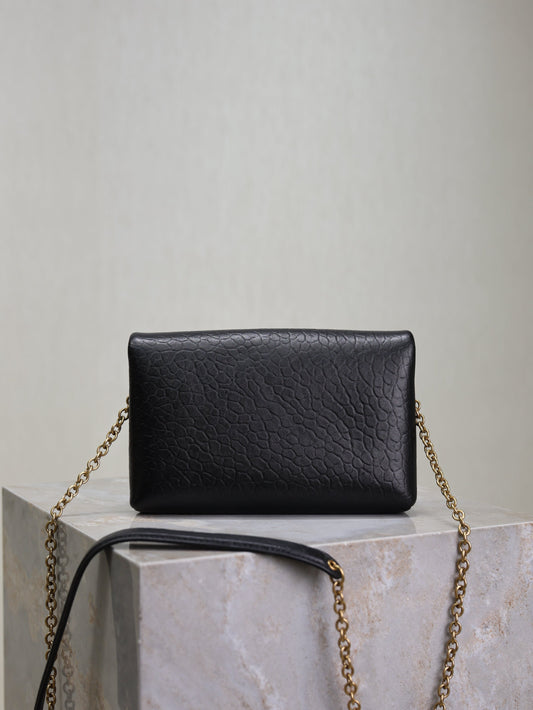 YSL 25S CALYPSO MINI 19 ЧОРНА ШКІРА ЯГНЯТИ З ФУРНІТУРОЮ ЗОЛОТОГО КОЛЬОРУ