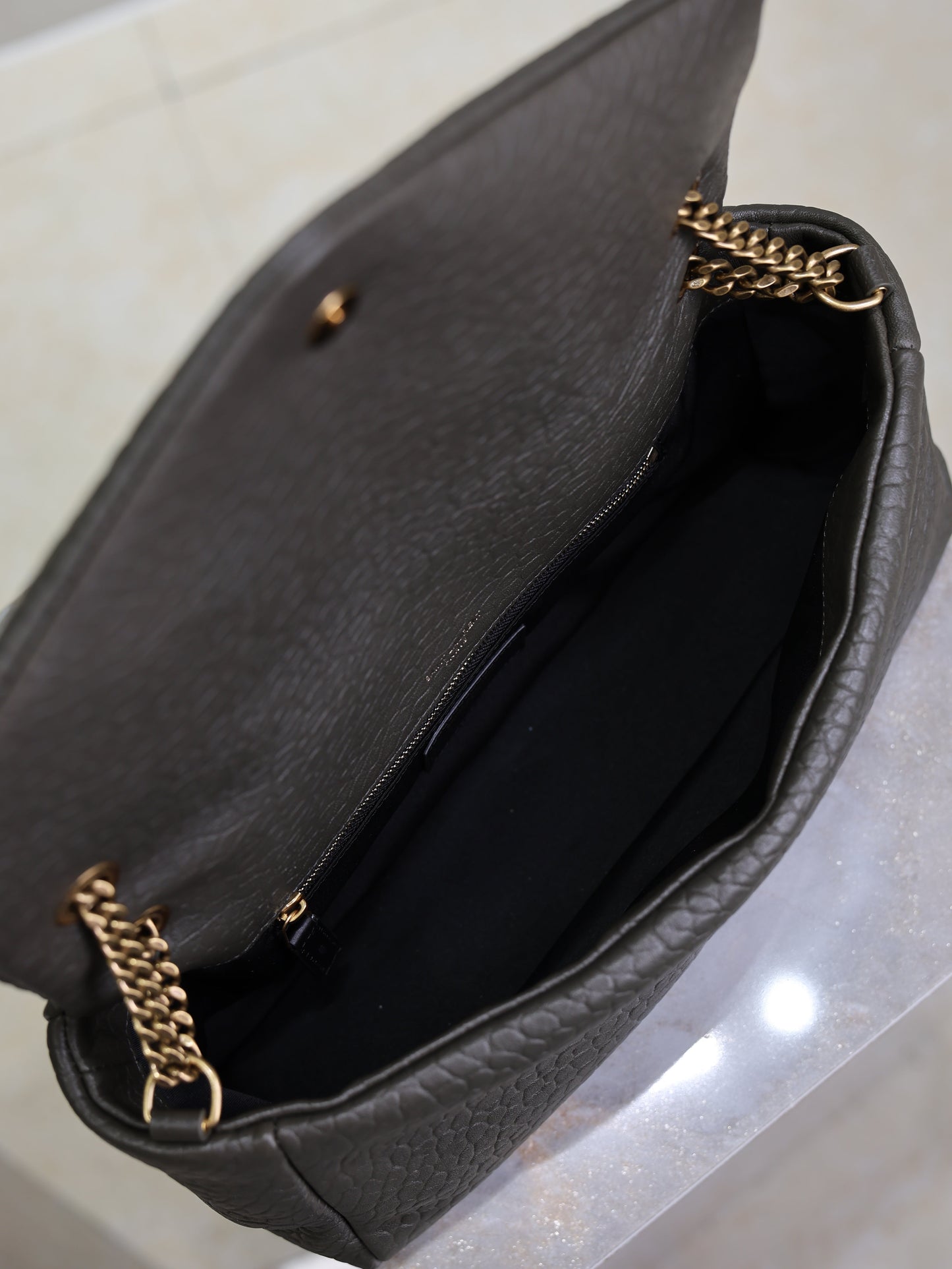 YSL 25S CALYPSO 30 IN DARK OLIVE GRAINED CALFSKIN GOLD HARDWRE