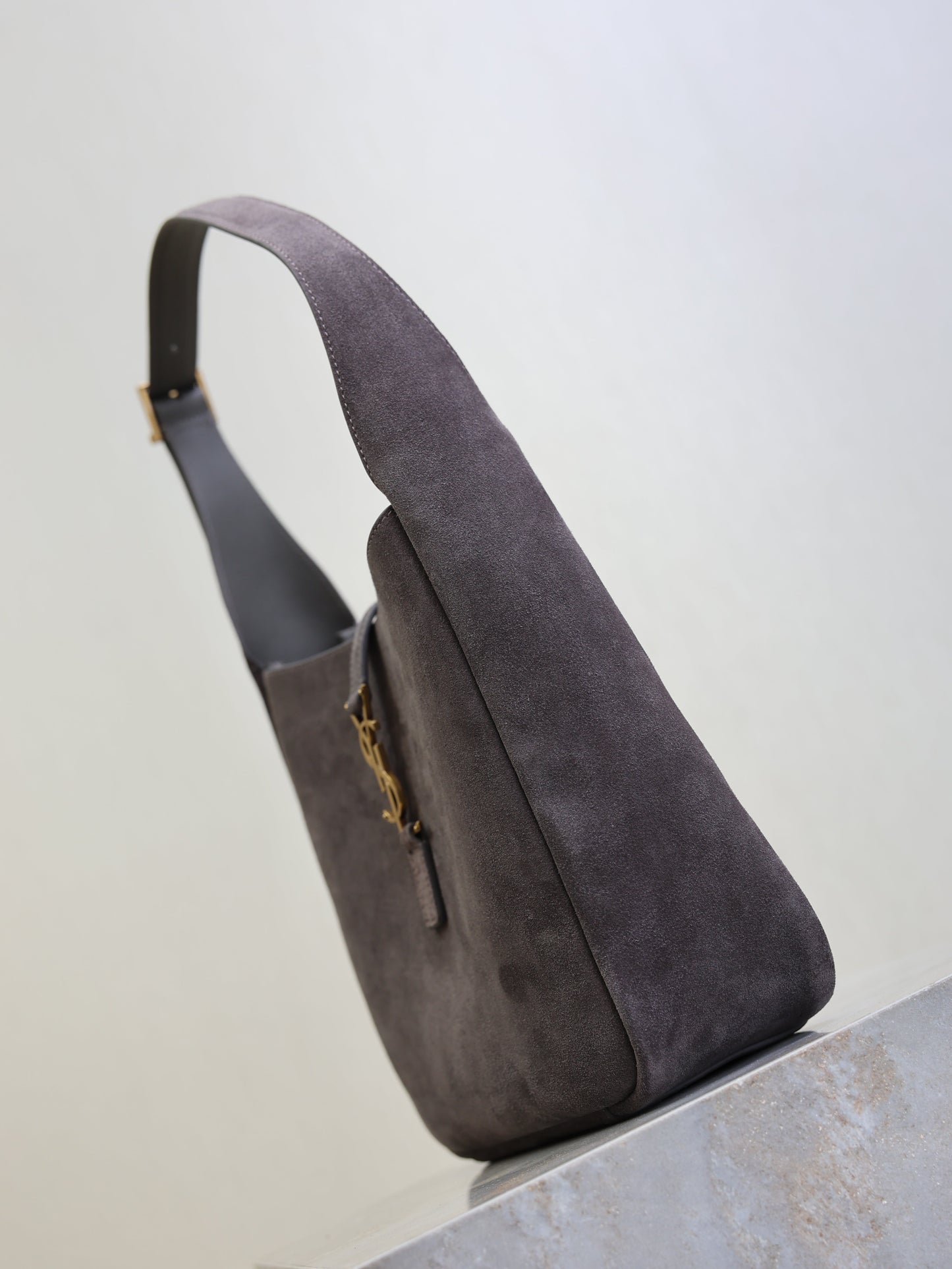 YSL 25S LE 5 À 7 SUPPLE SMALL 23 IN DARK GRAY SUEDE GOLD HARDWRE
