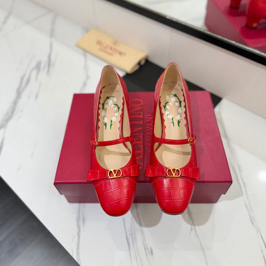 КРУГЛІ ТУФЛІ НА КАБЛУКУ VLTN VLOGO SIGNATURE 25S ІЗ ЧЕРВОНОЇ ОВЕЧОЇ ШКІРИ З ТИСНЕННЯМ ПІД ЗМІЇНУ ШКІРУ - 35