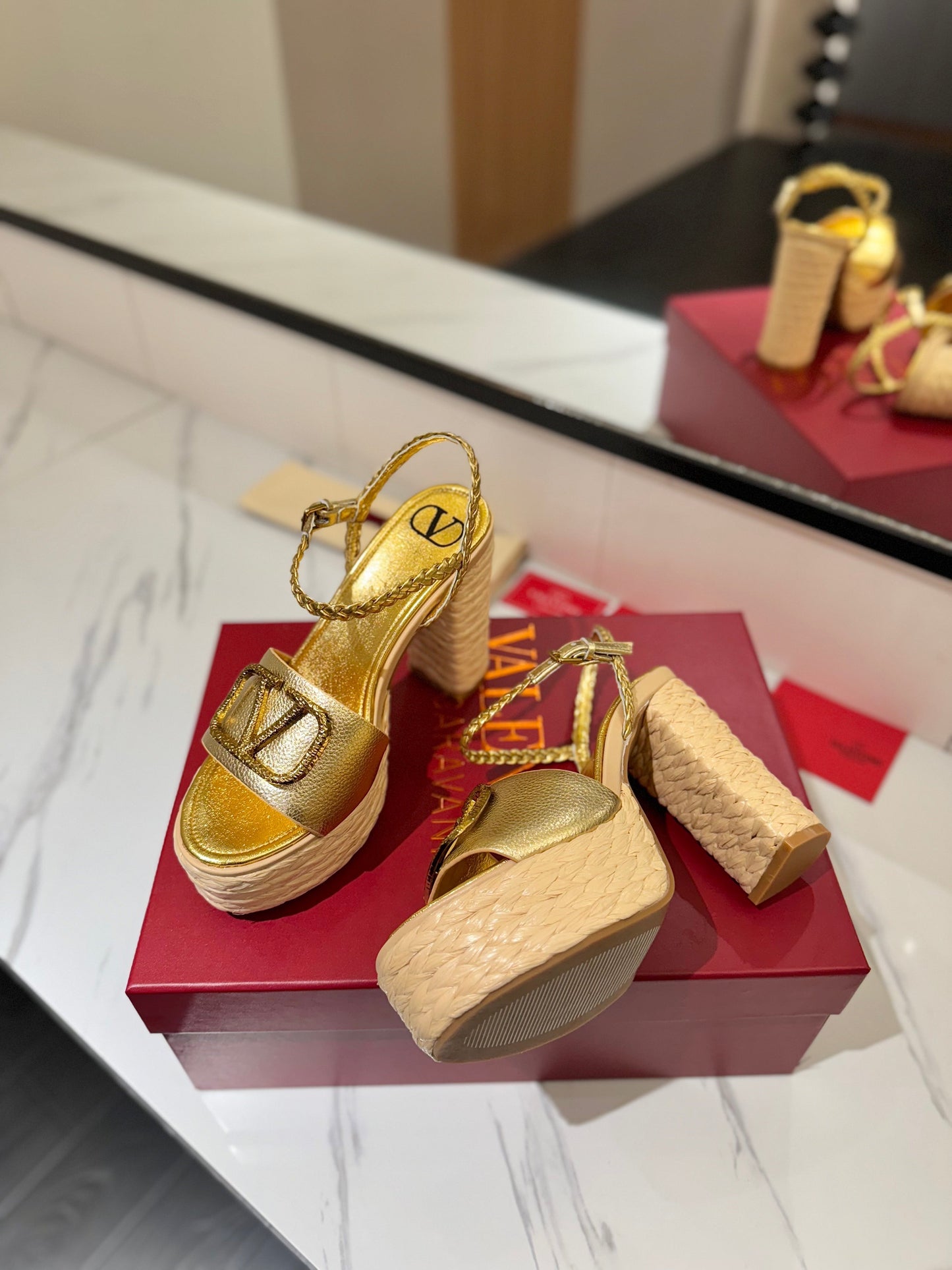VLTN ESPADRILLE WEDGE SANDALS 25S 115 MM IN GOLD LAMBSKIN WITH GOLD HARDWARE - 35