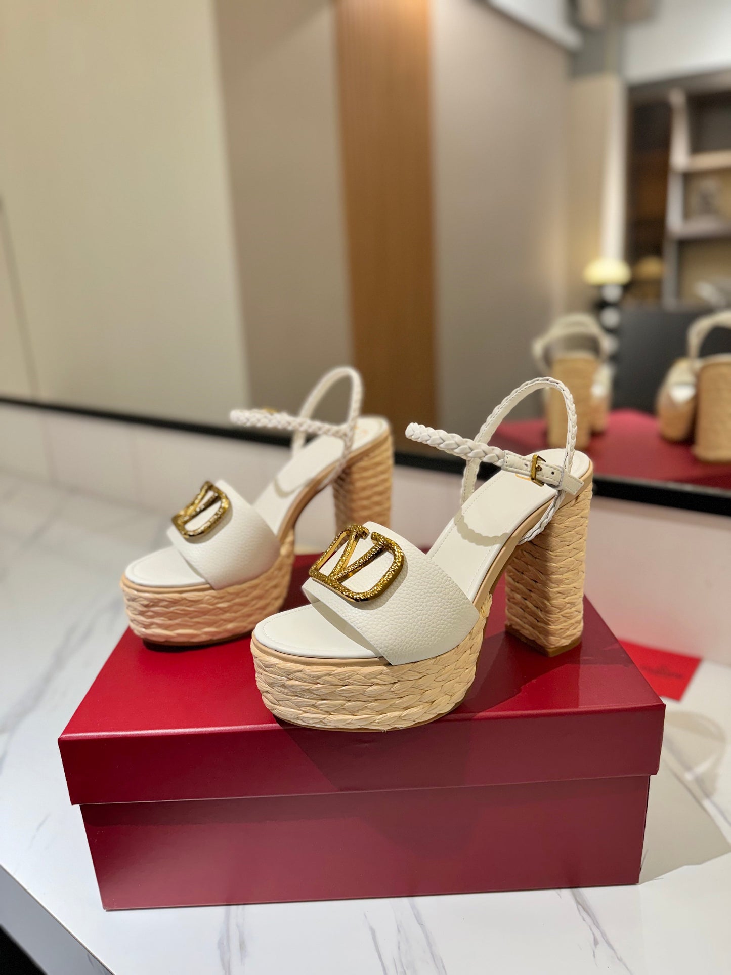VLTN ESPADRILLE WEDGE SANDALS 25S 115 MM IN WHITE LAMBSKIN WITH GOLD HARDWARE - 35