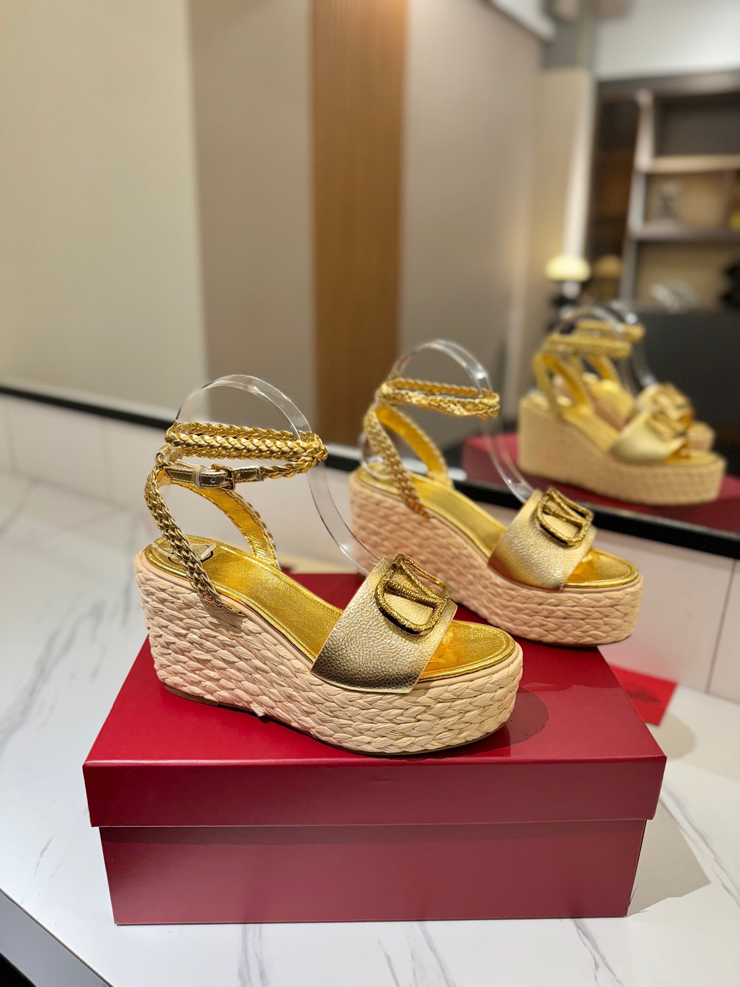 VLTN ESPADRILLE WEDGE SANDALS 25S 90 MM IN GOLD LAMBSKIN STYLE 1 - 35