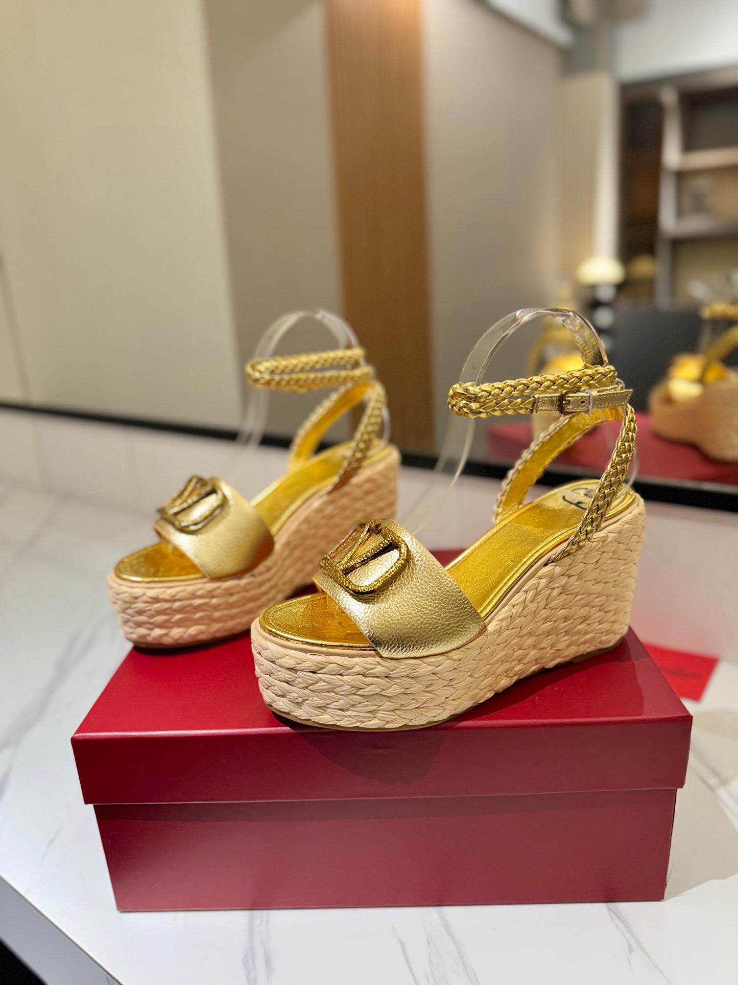VLTN ESPADRILLE WEDGE SANDALS 25S 90 MM IN GOLD LAMBSKIN STYLE 1 - 35