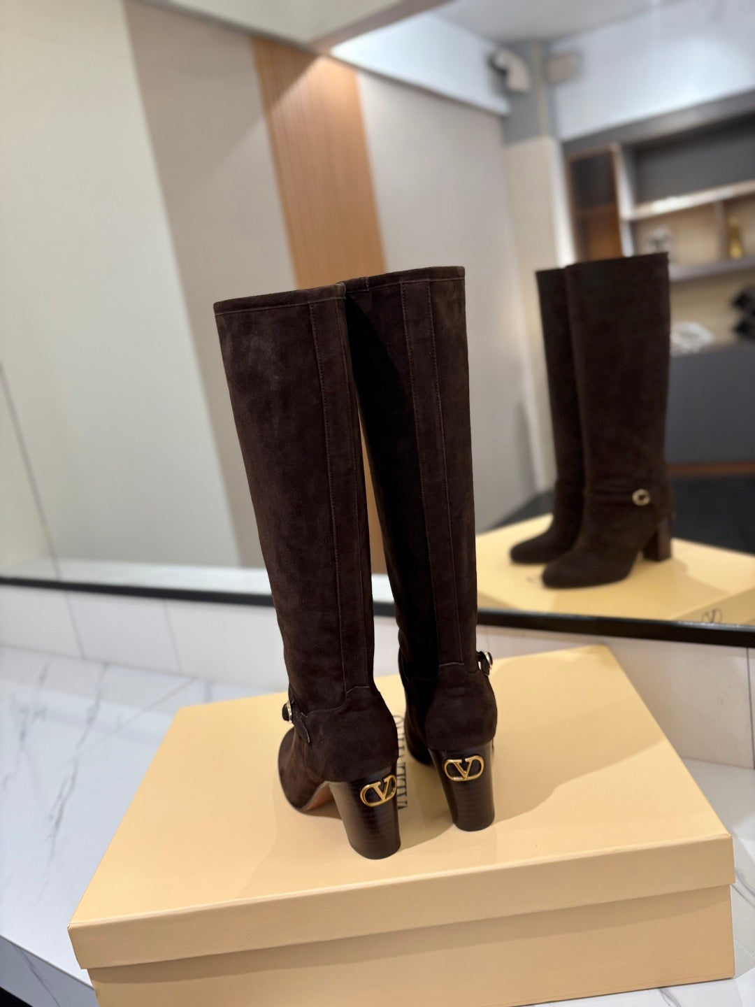 VALENTINO 25S GARAVANI PATTIE KNEE-HIGH BOOTS 80 MM IN DARK BROWN SUEDE - 35
