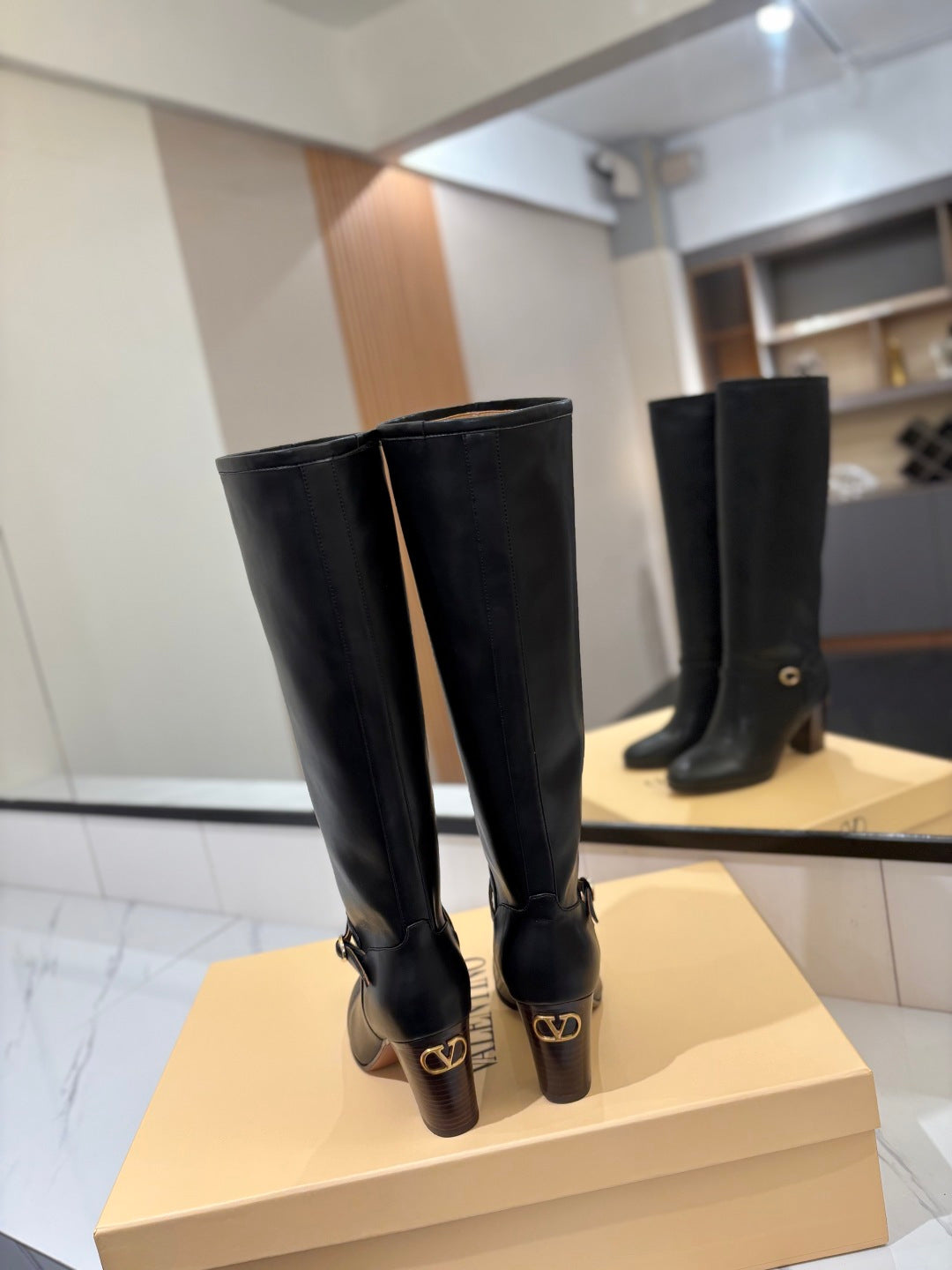 VALENTINO 25S GARAVANI PATTIE KNEE-HIGH BOOTS 80 MM IN BLACK CALFSKIN - 35