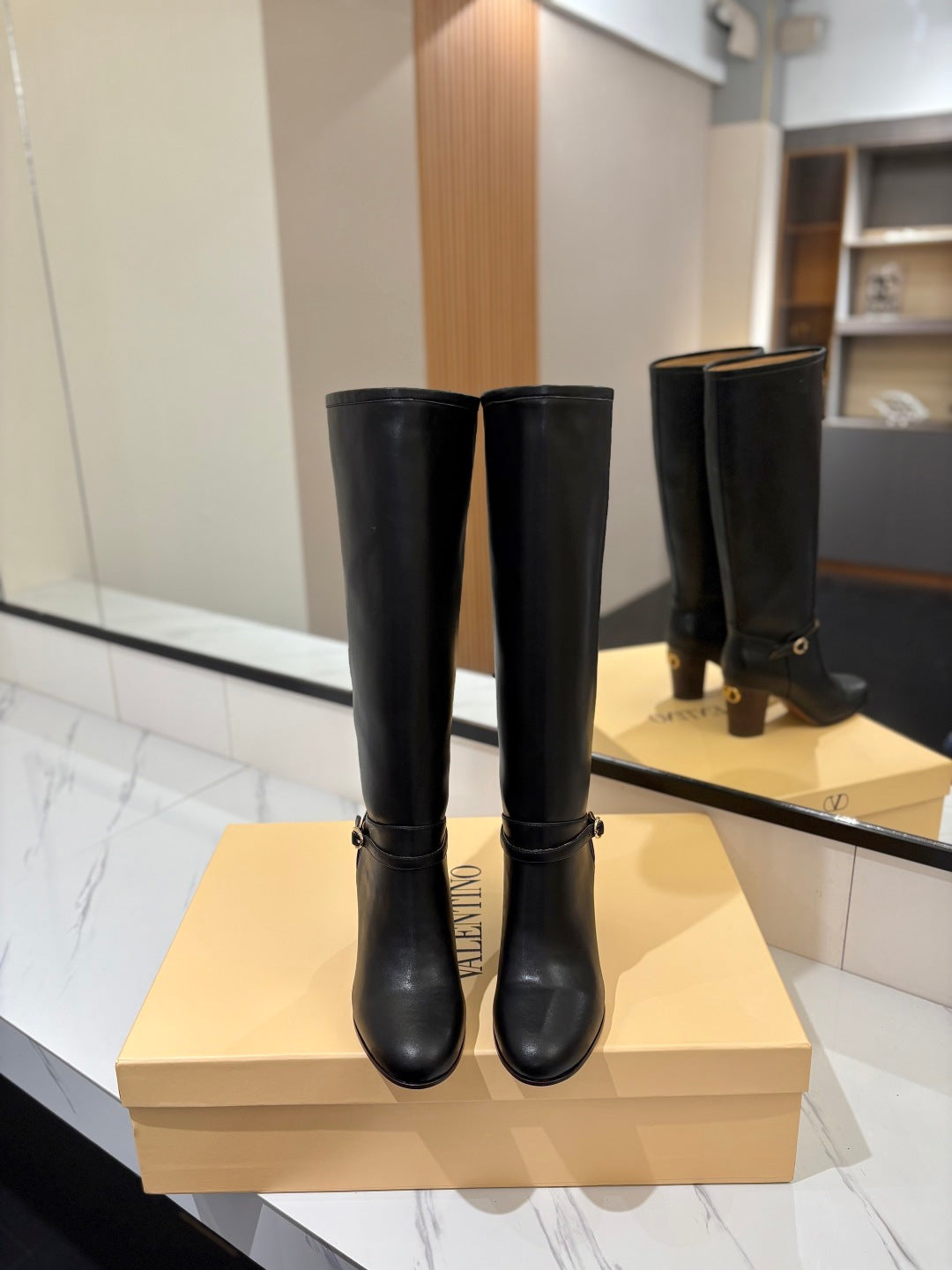 VALENTINO 25S GARAVANI PATTIE KNEE-HIGH BOOTS 80 MM IN BLACK CALFSKIN - 35